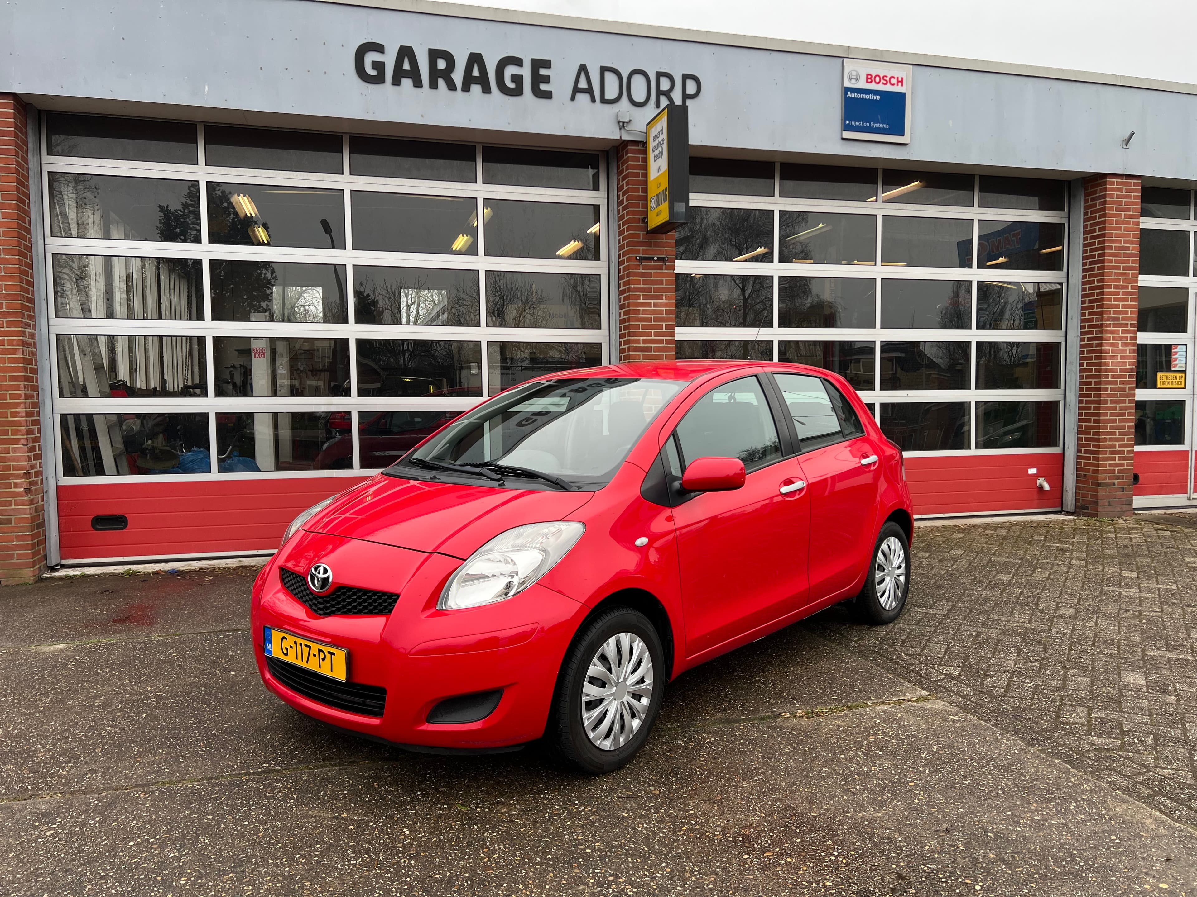 Toyota Yaris 1.0 VVT-i Trend